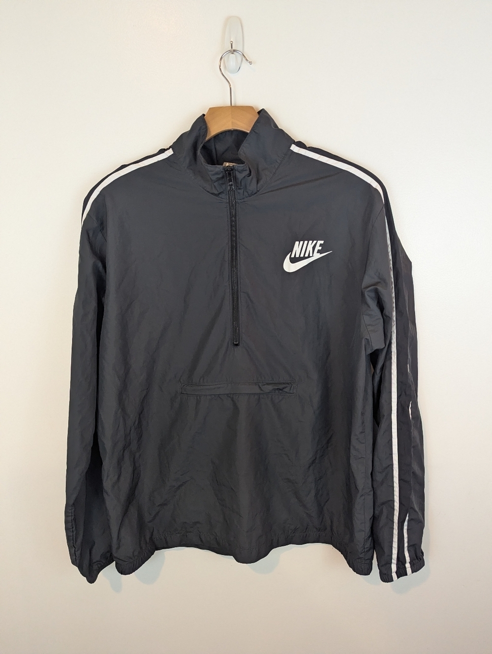 NWOT Nike Packable Windbreaker Quarter-Zip in Black, Sz XL